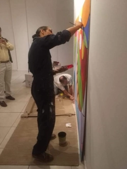 Sergio y Aldo pintando